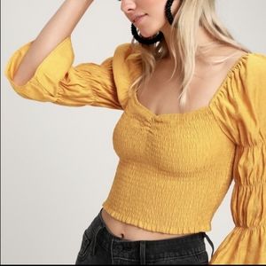 Lulu's puff sleeve ruched bodice crop top